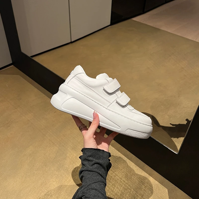 【茉莉花雅丹】白色时尚百搭夏季真皮春季厚底白鞋鞋子平底低帮韩版