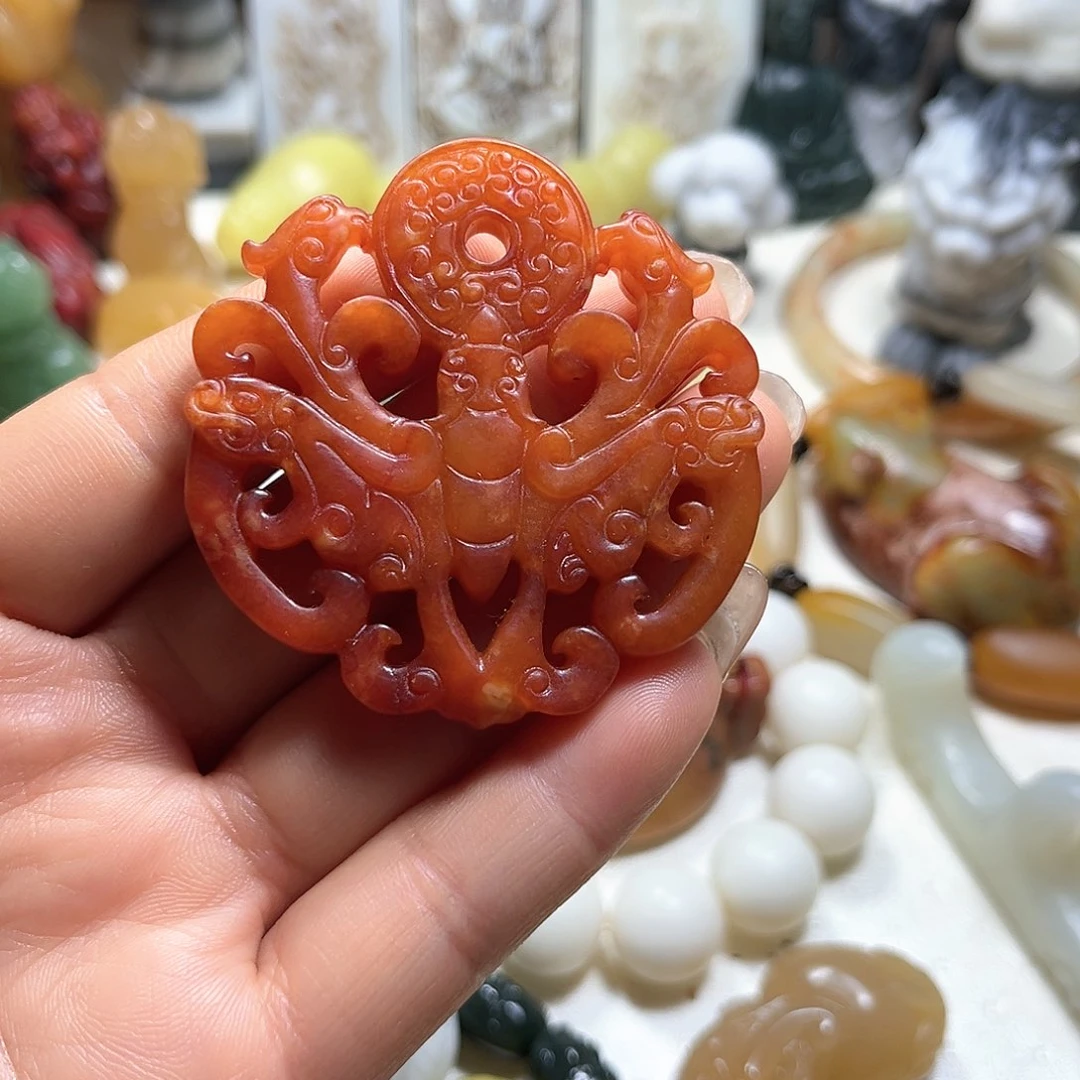 白玉菩提吊坠白玉菩提吊坠