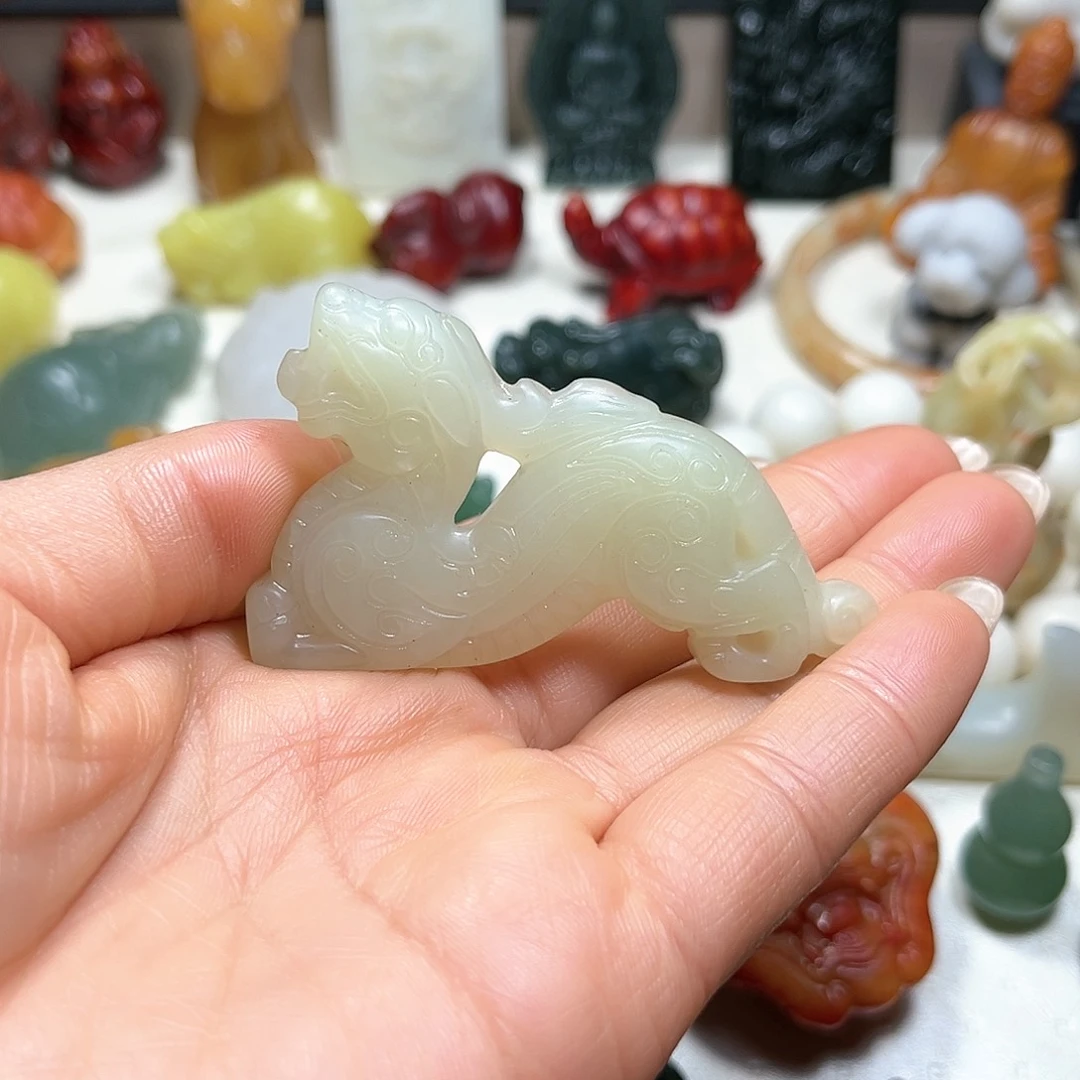 白玉菩提吊坠白玉菩提吊坠