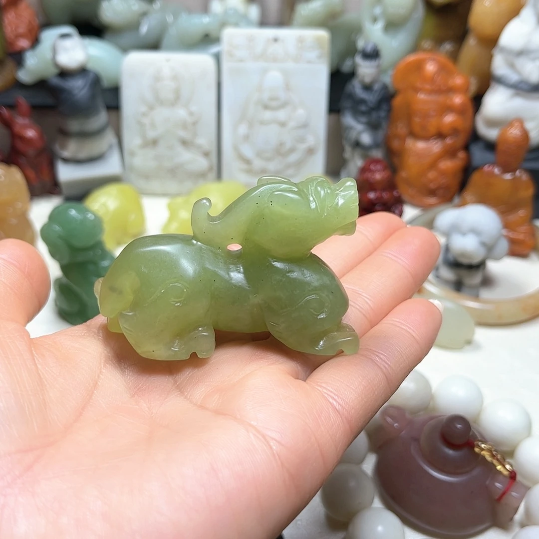 白玉菩提吊坠白玉菩提吊坠