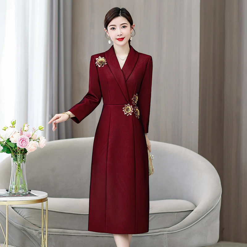 2025春秋新款喜婆婆高贵婚宴装女喜妈妈喜服年轻礼服酒红色连衣裙