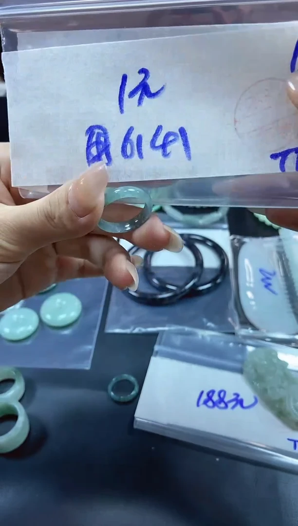 【闪购商品】定制翡翠未镶嵌戒圈多样性
