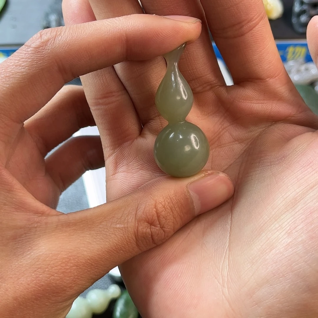 【闪购商品】和田玉颈饰未镶嵌?*路