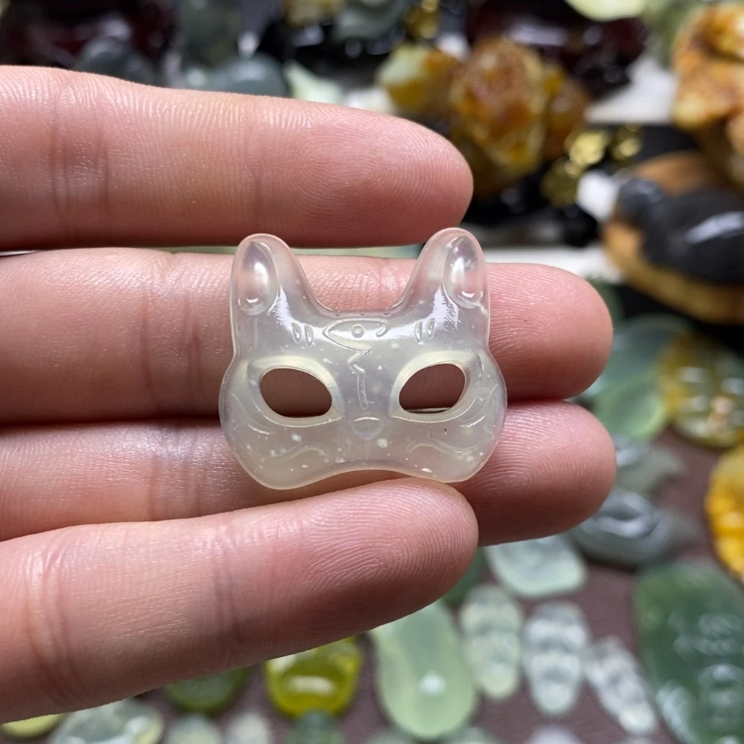 岫玉猫咪面具吊坠未镶嵌