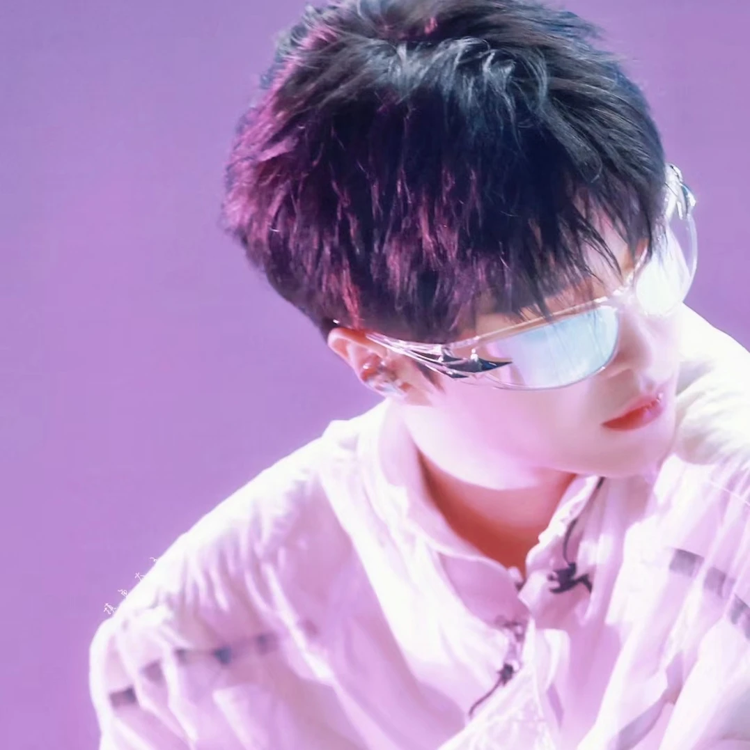 范丞丞新说唱同款流星装饰墨镜时尚潮流街拍走秀演出百搭个性Y2K