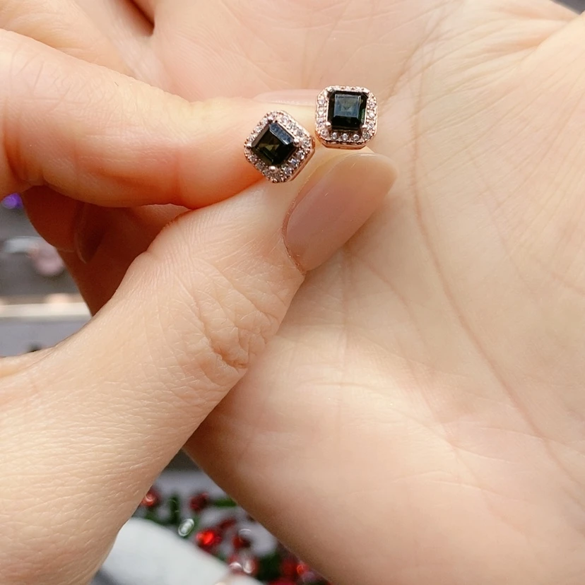 【闪购商品】碧玺耳饰银S925镶嵌