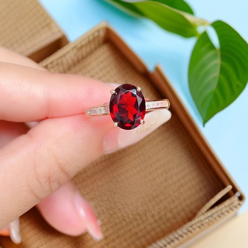 宇彩925银镶嵌3克拉+天然鸽血红色石榴石女戒小清新简单款精致