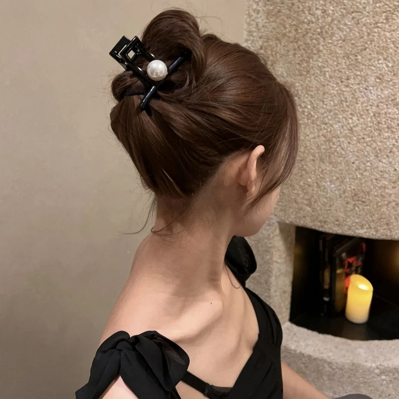 6074法式气质小号鲨鱼夹女后脑勺盘发气质高级感抓夹