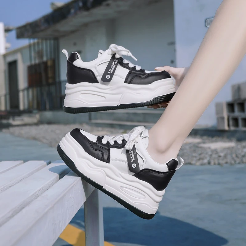 增高8.5CM2024春季新款女鞋时尚厚底鞋真皮百搭韩版休闲板鞋995-3