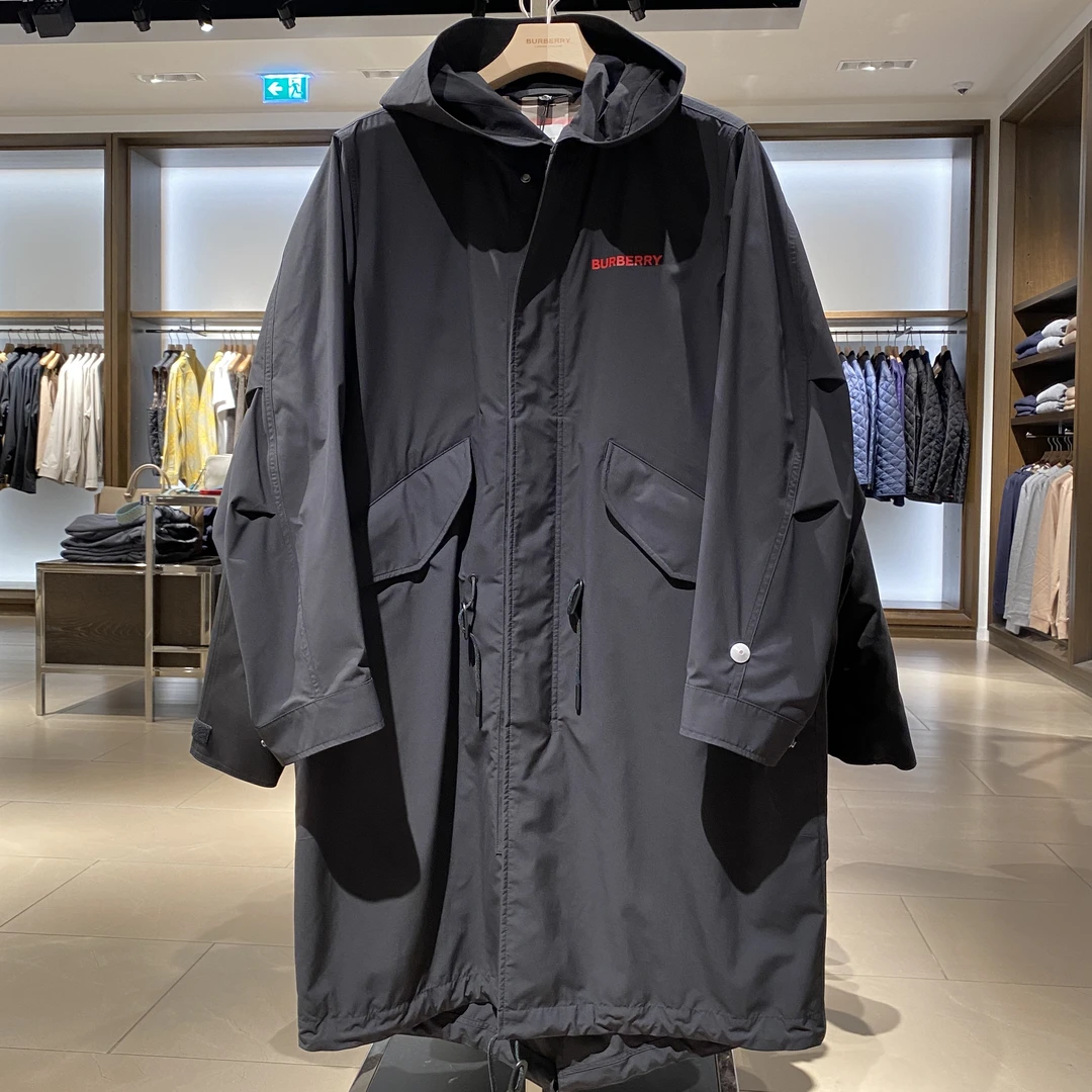 未使用 BURBERRY/博柏利 男士长款休闲风衣外套 带帽格纹内衬