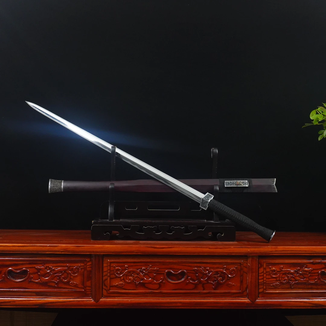龙泉万古刀剑 大叶紫檀 铁装 汉剑 未开刃