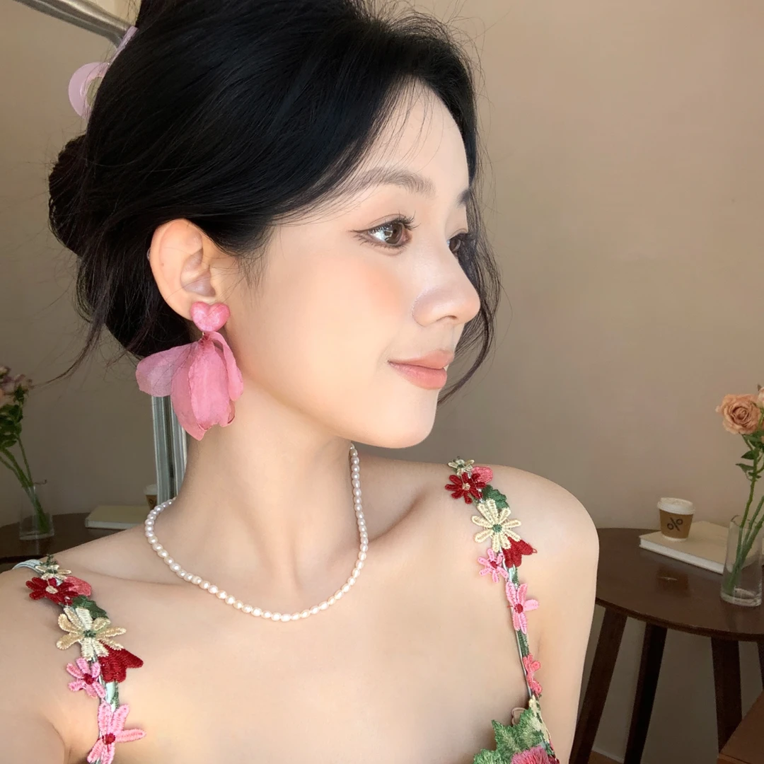 非金属仿水晶耳饰 春夏桃心法式气质长款简约轻奢耳钉百搭耳环