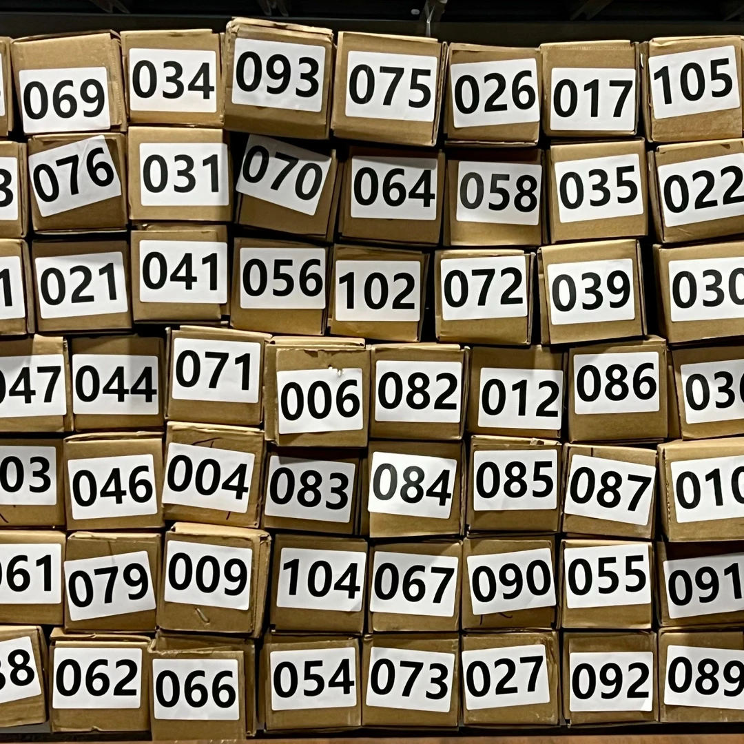 17:00开      高锰钢 现货潮玩摆件系列盲盒（未开刃）