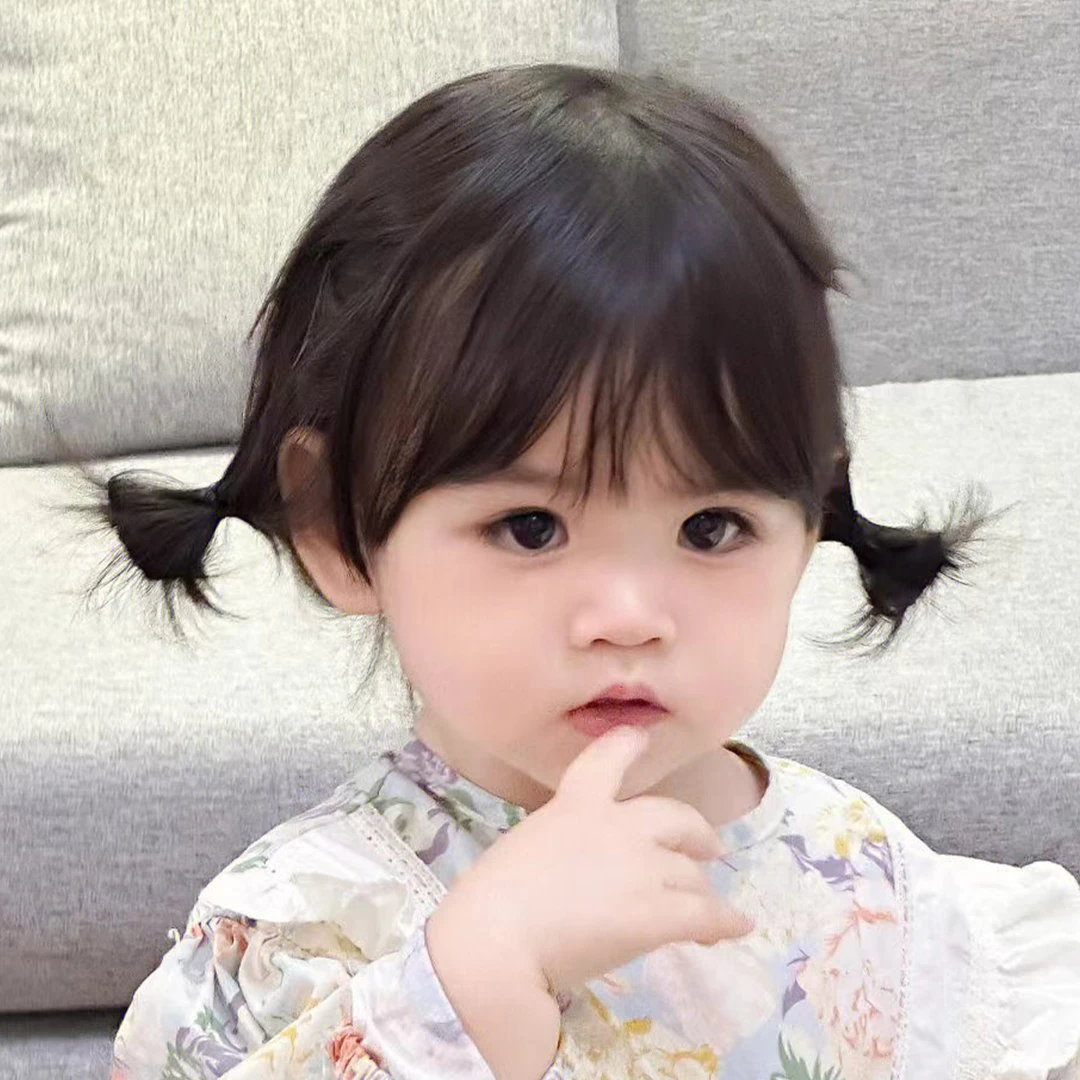 宝宝假发女童双丸子头可爱短发蓬松自然空气刘海拍照周岁整顶发套