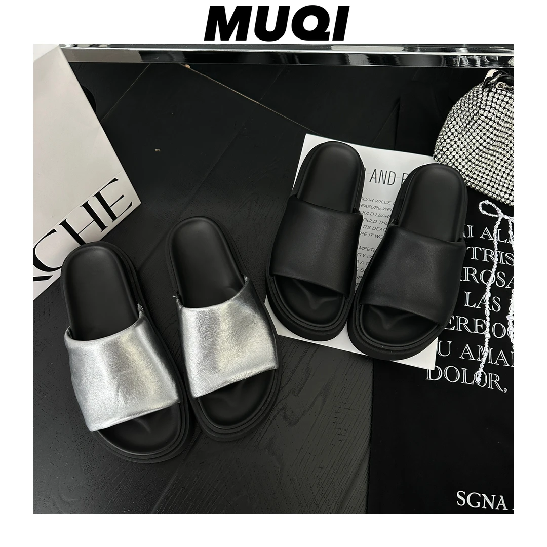 MUQI「羊皮一字拖」2025夏季时尚真皮舒适软底增高拖鞋女外穿