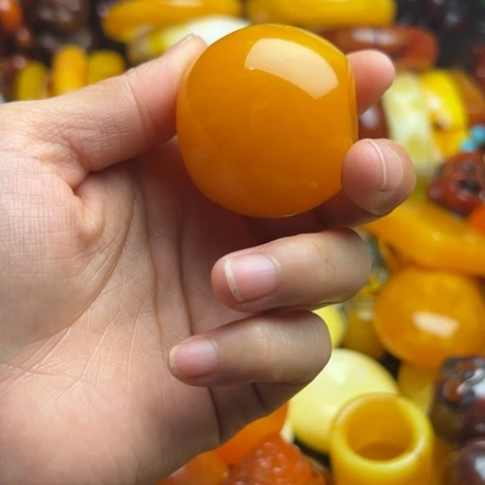 琥珀手串未镶嵌蜜蜡