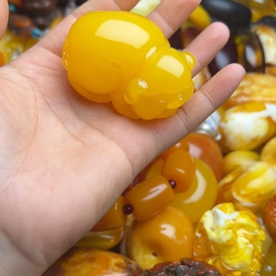 琥珀手串未镶嵌蜜蜡