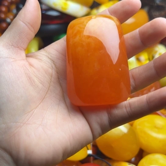 琥珀手串未镶嵌蜜蜡