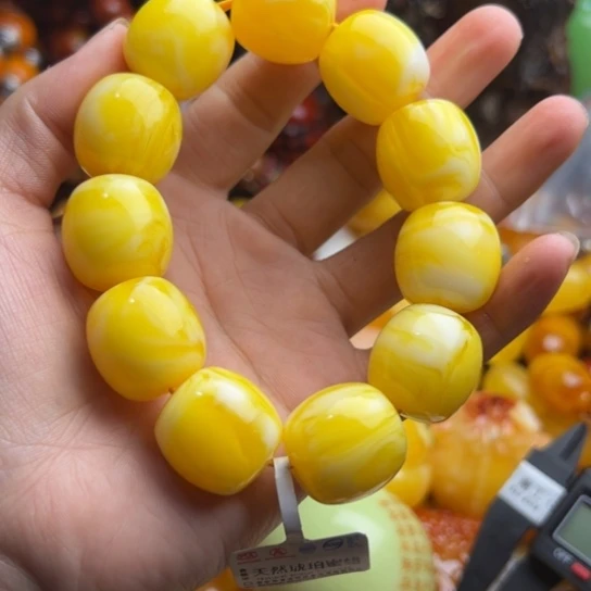 琥珀手串未镶嵌蜜蜡