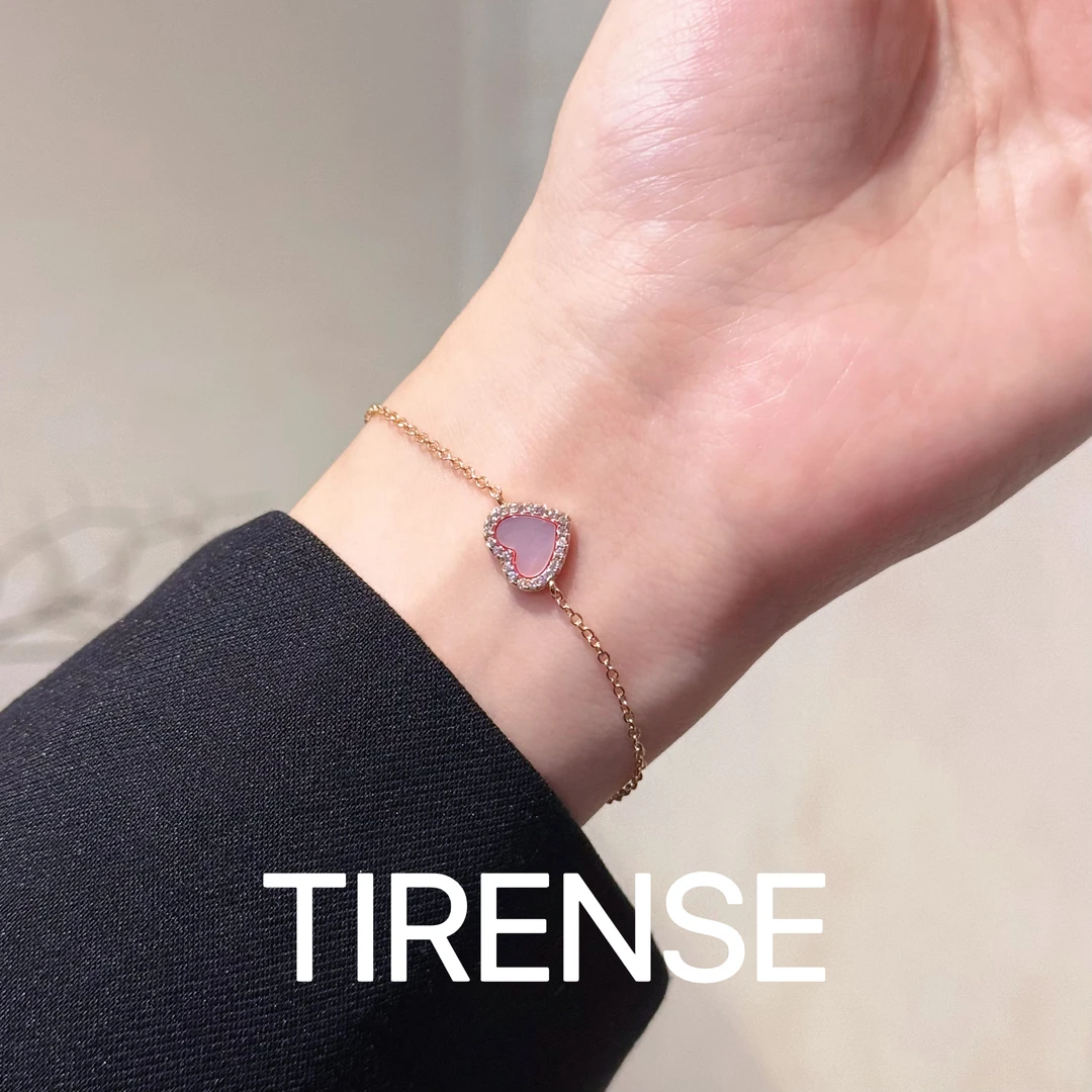 铜合金手链 高定 爱心单花手链 轻奢气质时尚百搭手链