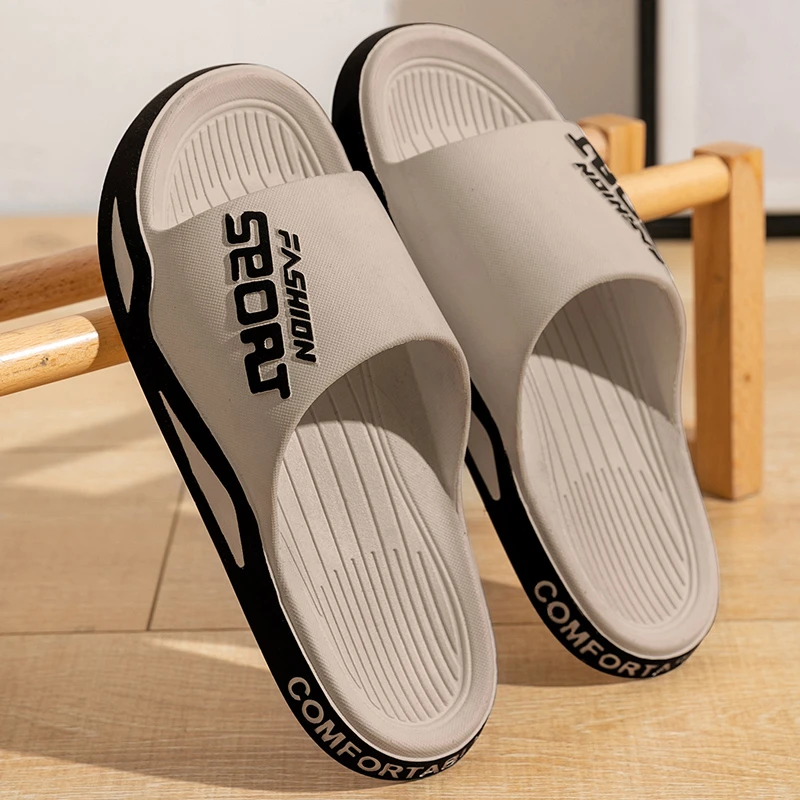 潮流时尚2024夏季男款户外凉拖男士大码室内浴室软底防滑防臭拖鞋