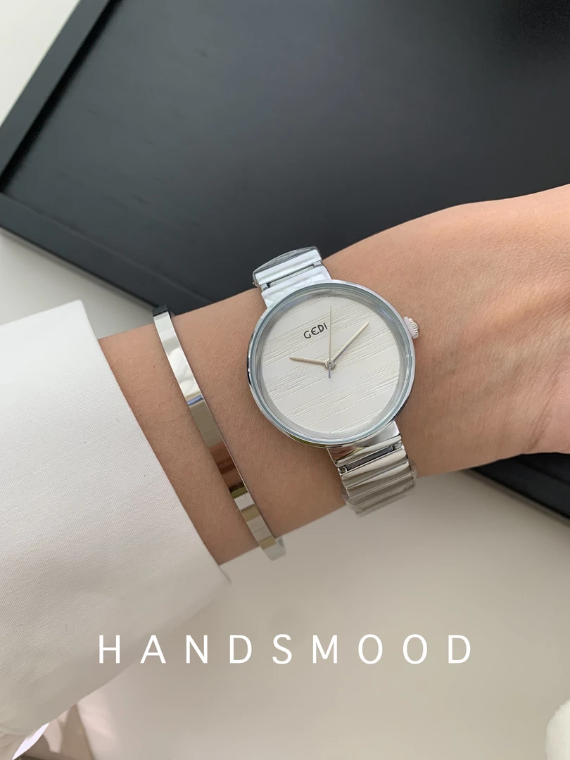 handsmood 圆形冷淡风银色高级感链条女士石英手表气质女表