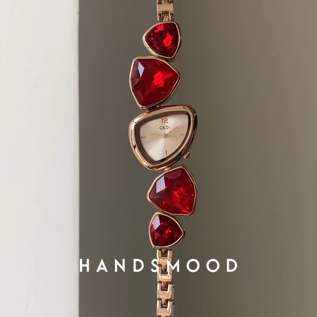 handsmood 不规则红色显白高级感气质链条表轻奢精致女士手表63