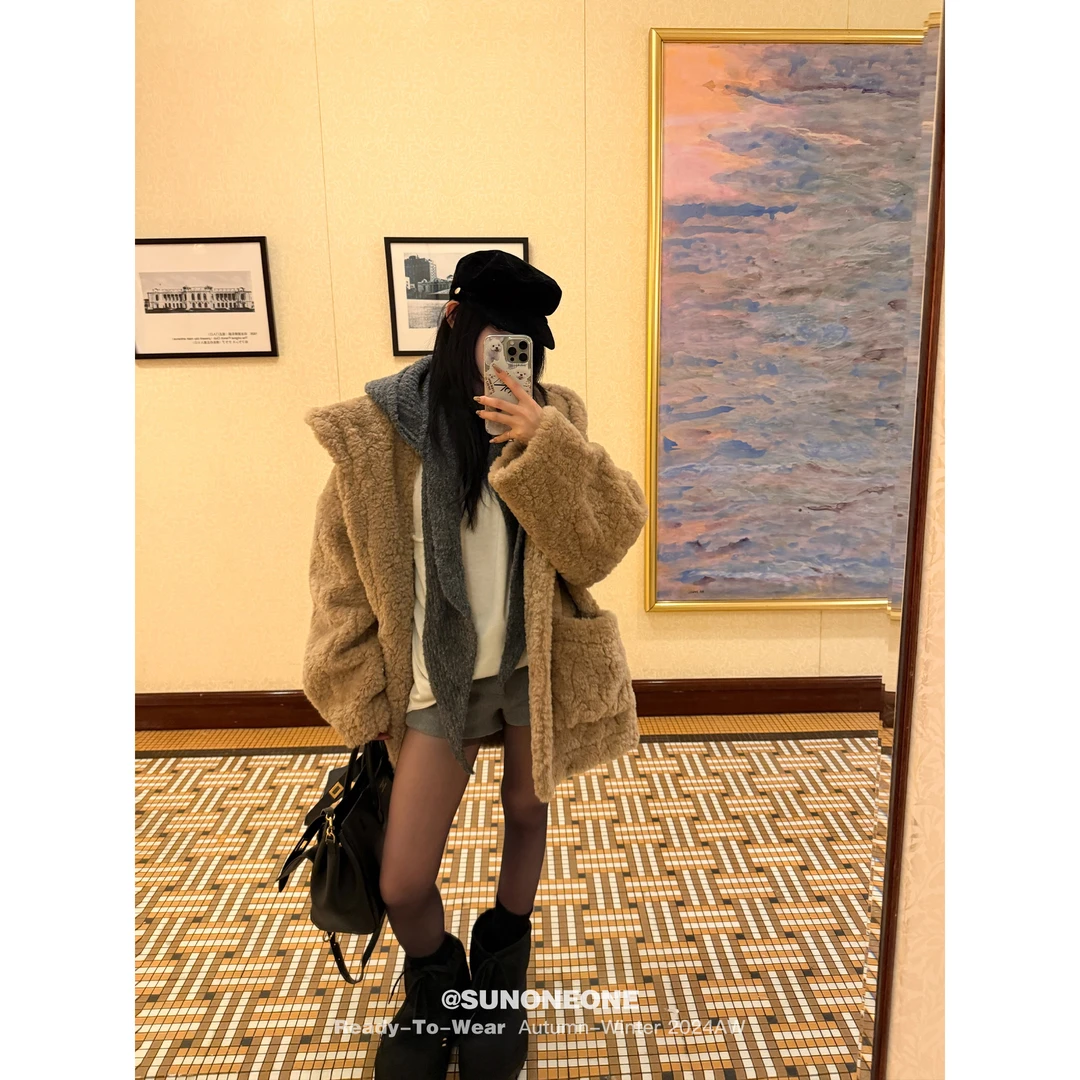 SUNONEONE 连帽皮毛一体厚外套女冬爆款加厚保暖毛呢外套H0611W