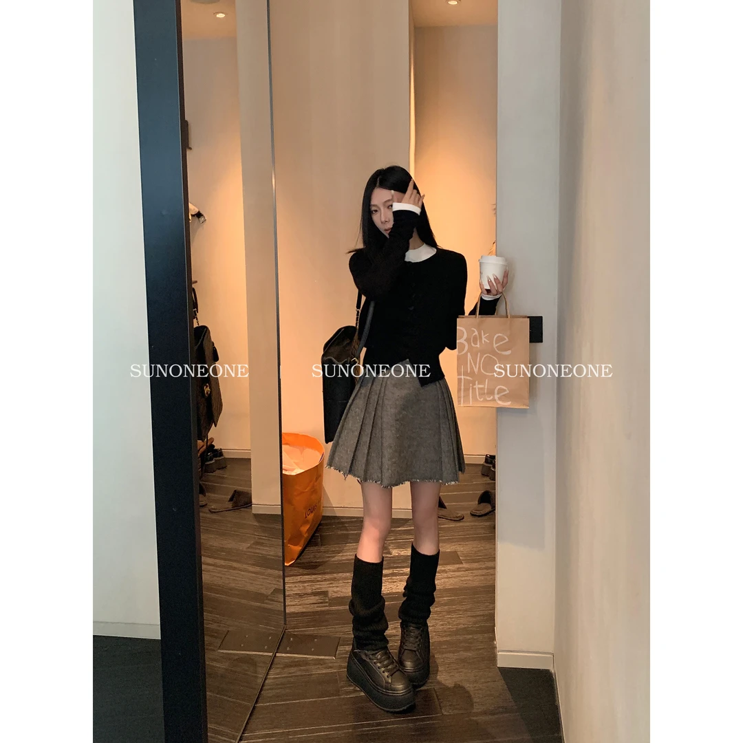 SUNONEONE100羊毛褶皱针织开衫女春装设计感小众显瘦红色内搭上衣