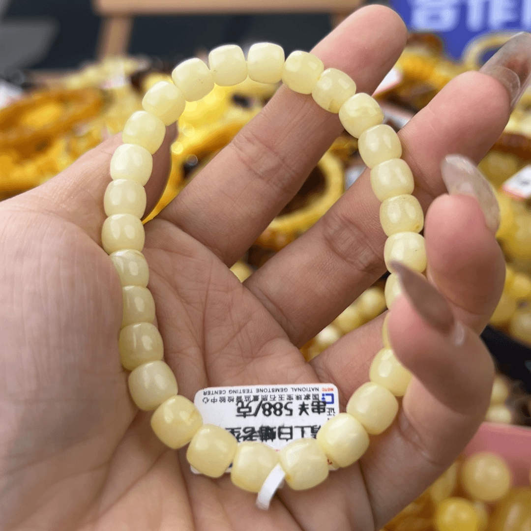 琥珀珠宝奇石未镶嵌