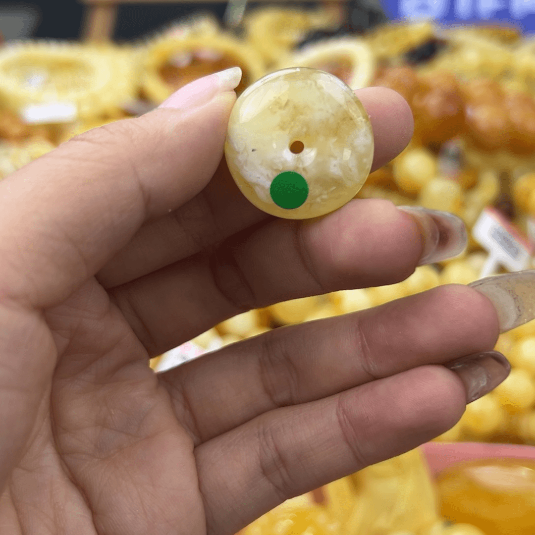 琥珀珠宝奇石未镶嵌