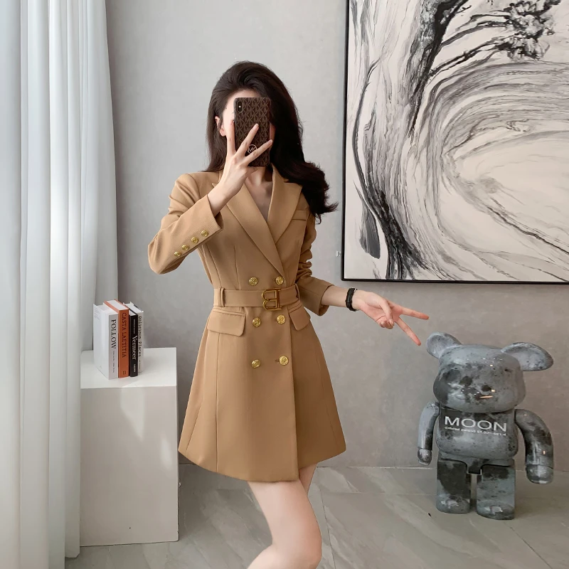 法式西装连衣裙女秋冬新款气质轻奢收腰百搭设计感修身双排扣裙子