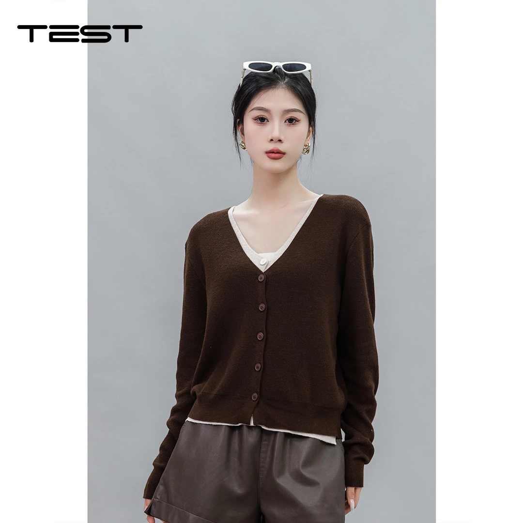 武冈她之蝶24冬上衣 1244025款针织上衣