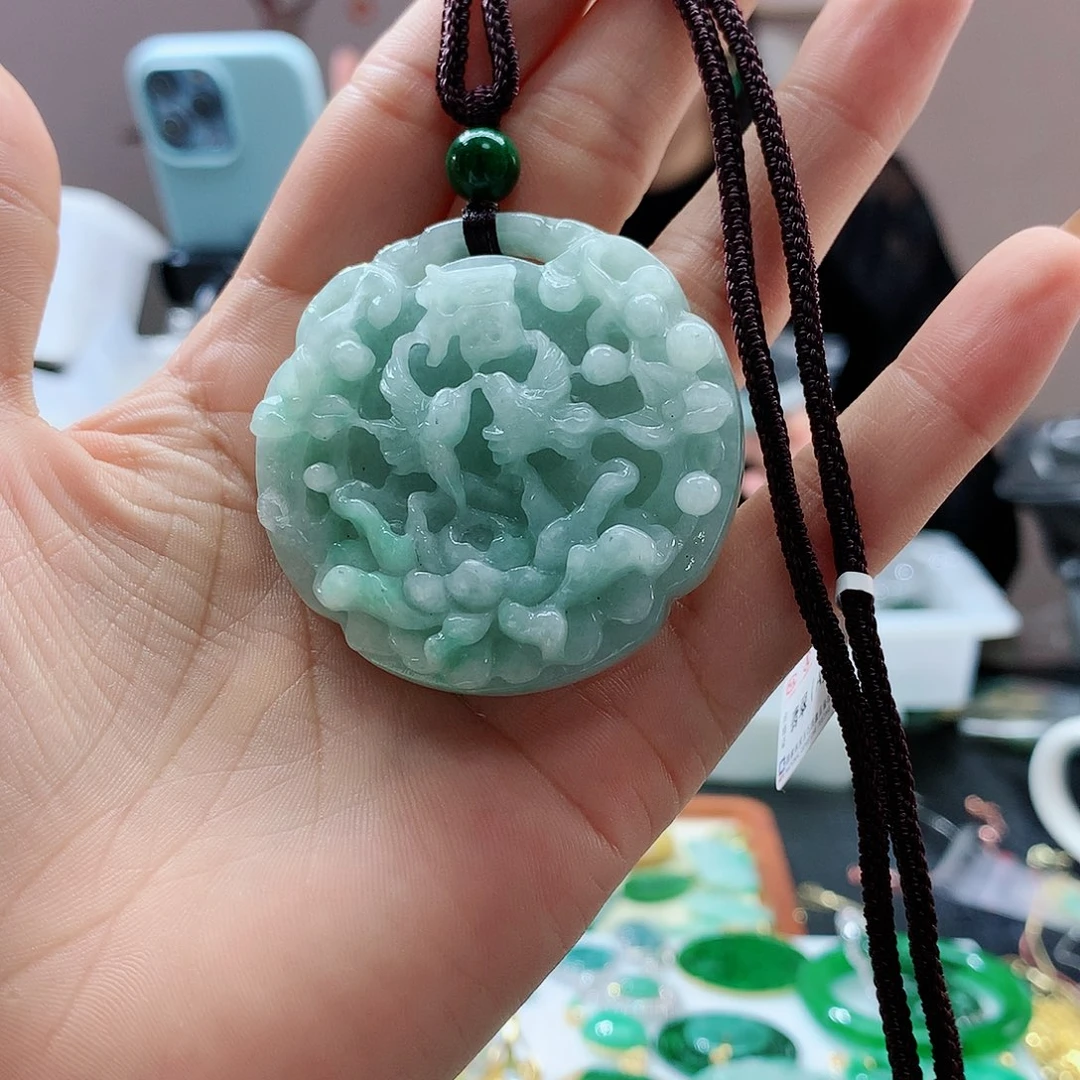 【闪购商品】翡翠颈饰未镶嵌，