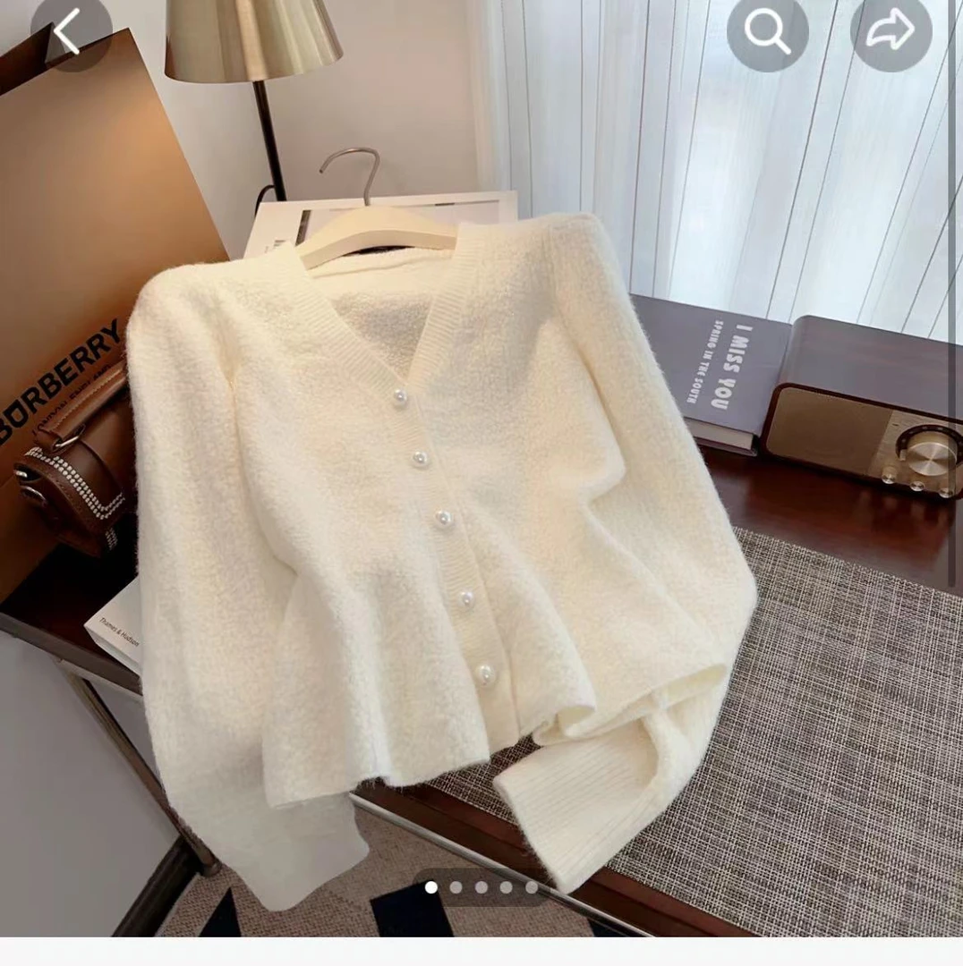 法式荷叶边下摆泡泡袖针织毛衣2025秋冬V领收腰显瘦百搭时尚上衣