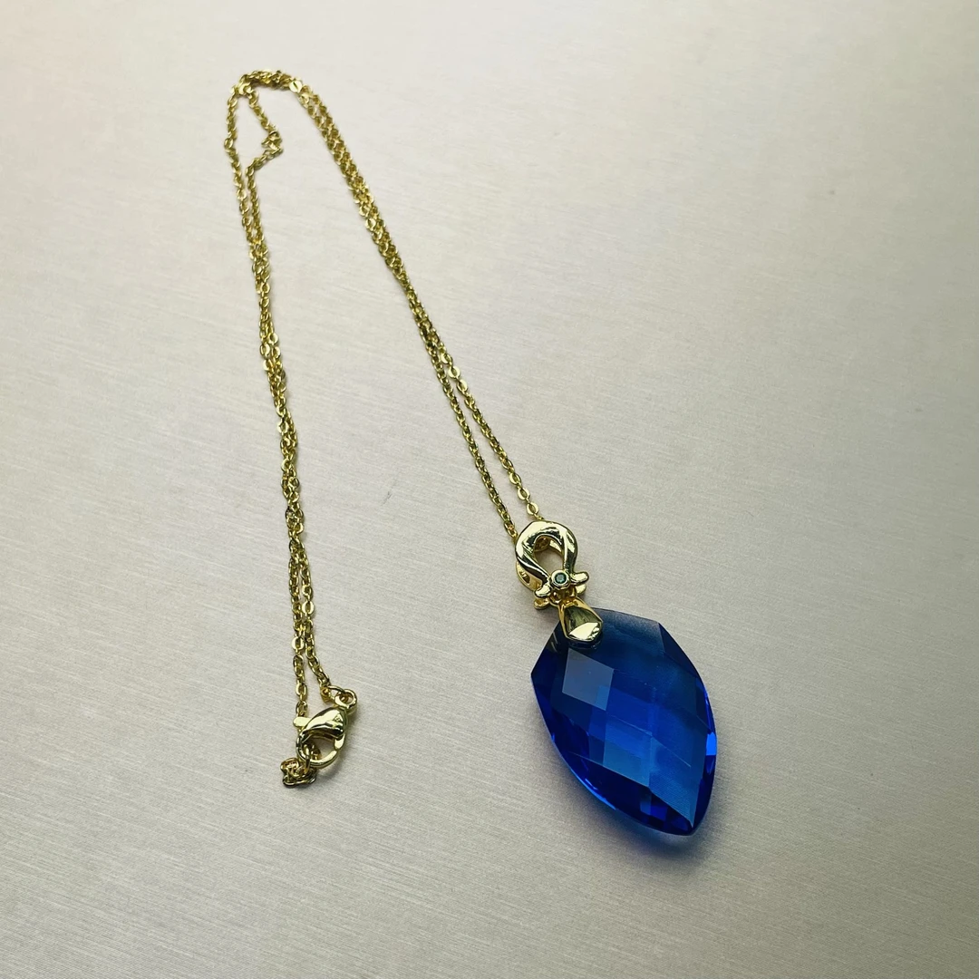 【信源甄选】F395珍藏级精品高奢吊坠项链套装多样性发货一件