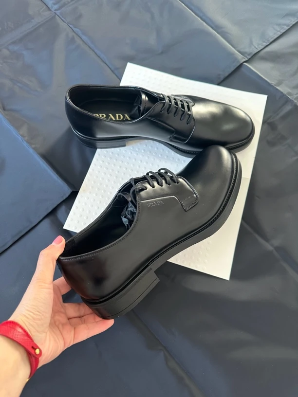 未使用 Prada/普拉达 男士男款黑色商务经典款皮鞋