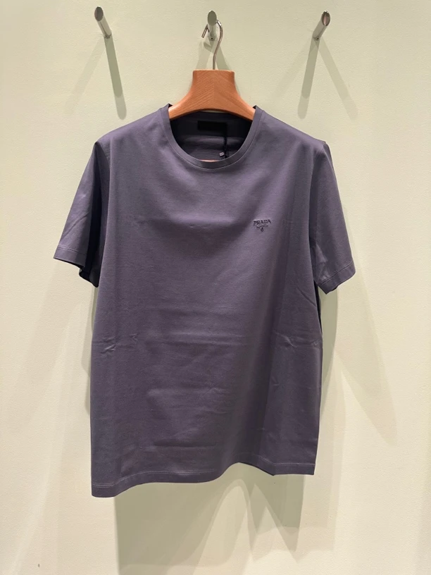 全新未使用 Prada/普拉达 男款男士休闲舒适百搭 T恤