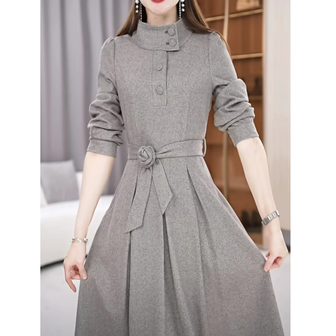 现货【连衣裙】秋冬季圆领优雅气质显瘦简约收腰中长款连衣裙M-4XL