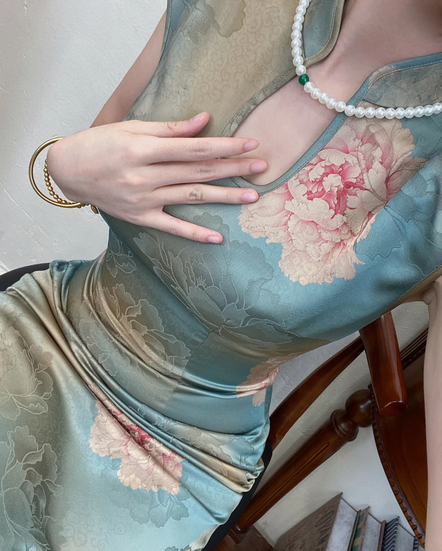 予溪自制【漫漫】新中式国风提花缎面水滴立领改良旗袍连衣裙