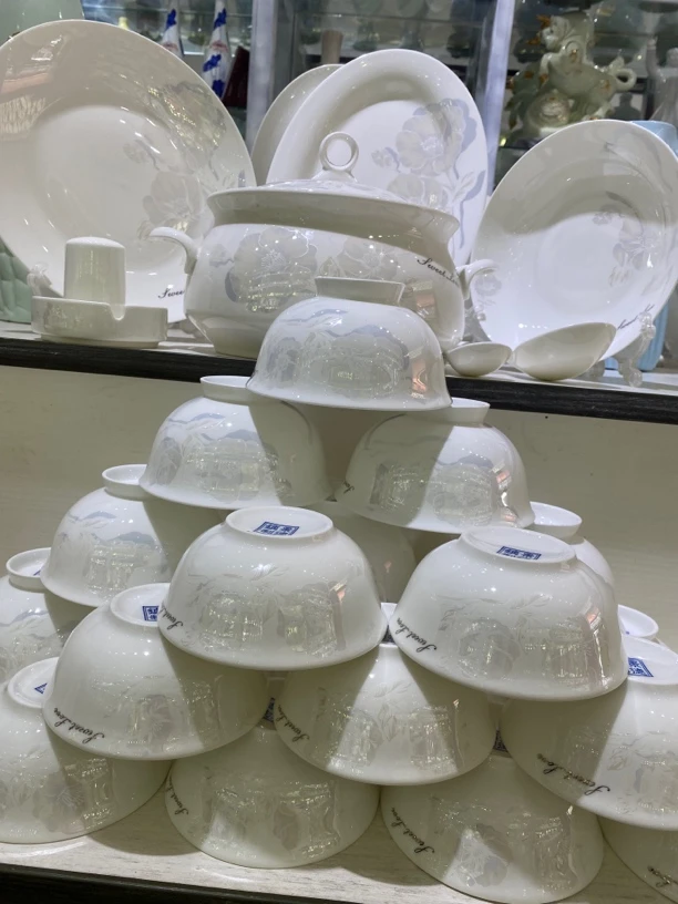 景德镇高骨瓷餐具碗盘陶瓷碗碟盘套装82件百年好合