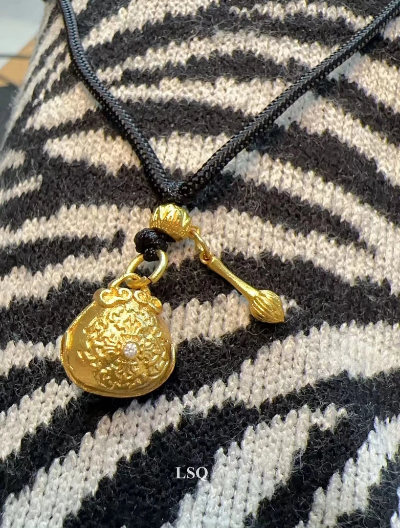 铜合金布艺项链 SQ新中式24秋冬新品-木鱼传说点锆项链5078