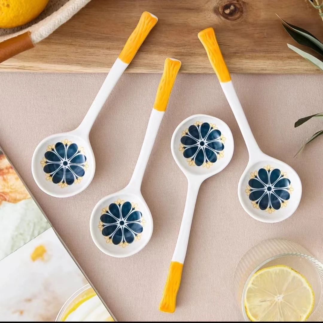 北欧风长柄勺家用陶瓷勺甜品勺釉下彩