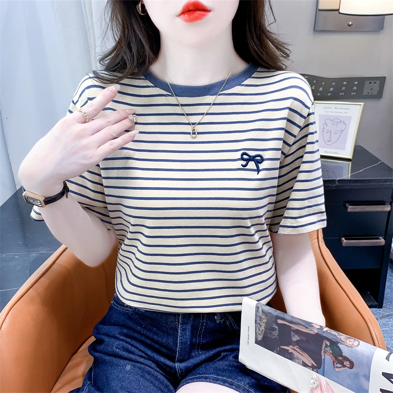 夏季新款女士宽松显瘦遮肚子上衣时尚刺绣条纹休闲圆领短袖t恤女