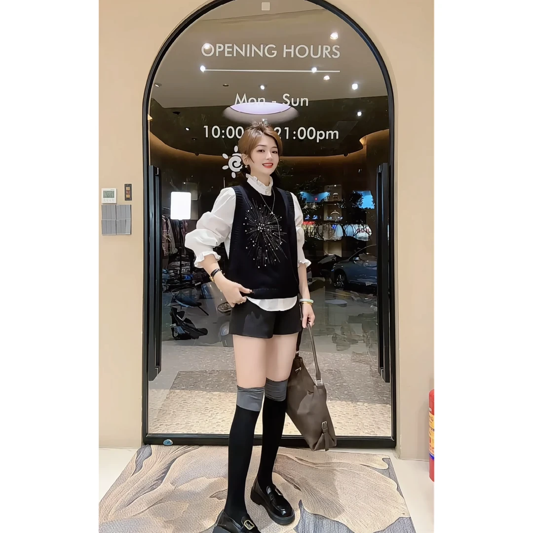 涵儿家 秋冬烟花重工钉珠马甲VS木耳边百搭衬衫VS百搭A字毛呢短裤