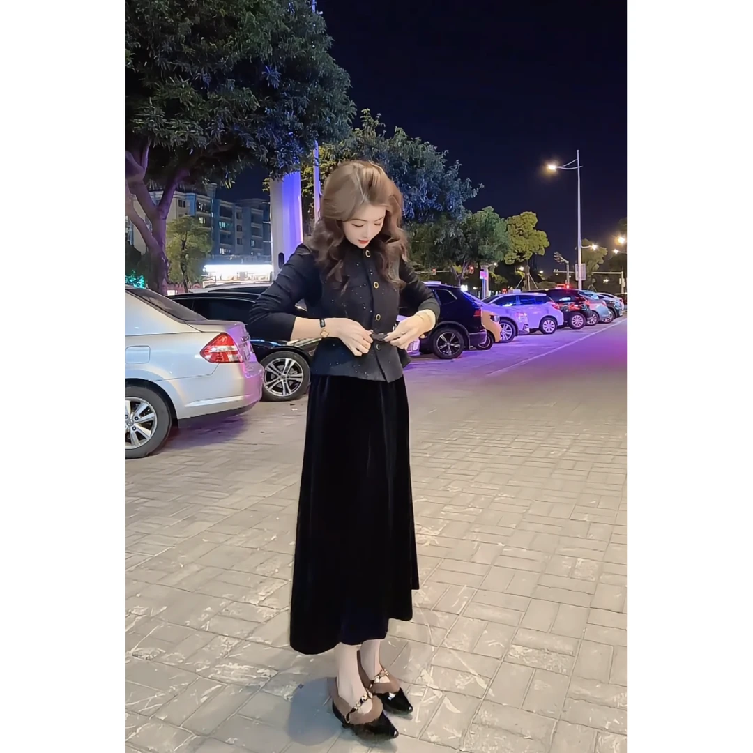 涵儿家 秋冬法式两件套（小香细闪收腰马甲+针织拼接丝绒连衣裙）