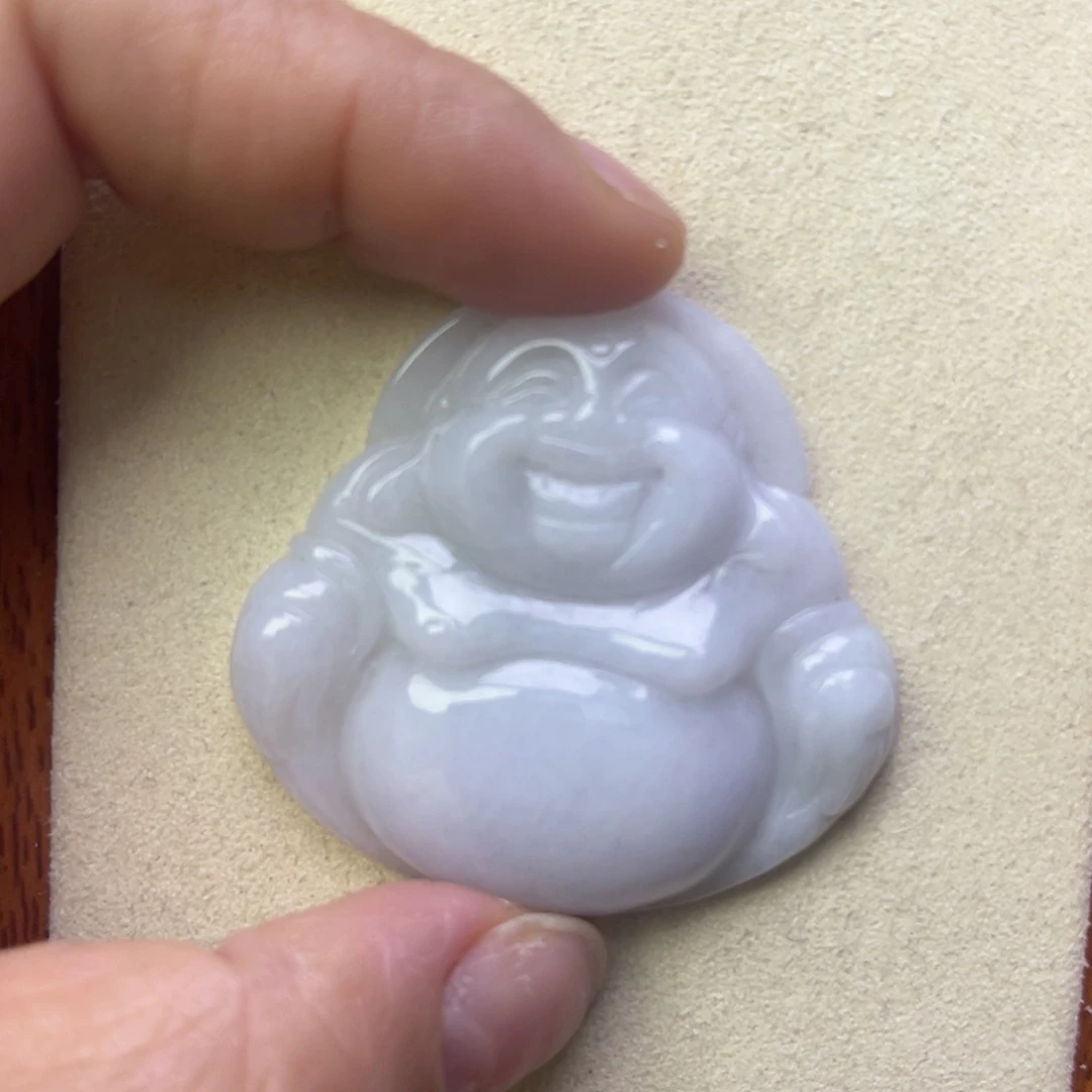 翡翠颈饰未镶嵌佛公