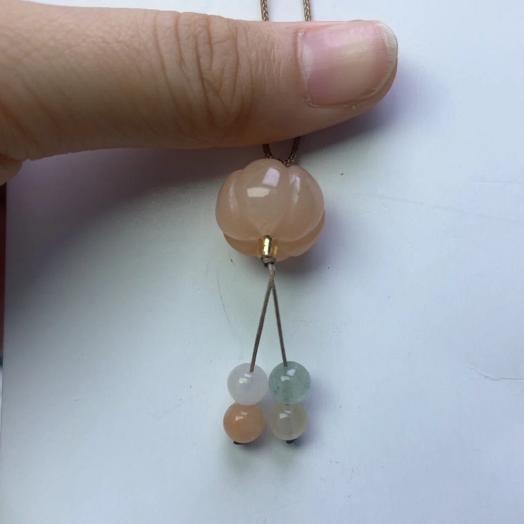 石英质玉颈饰未镶嵌开*果福瓜