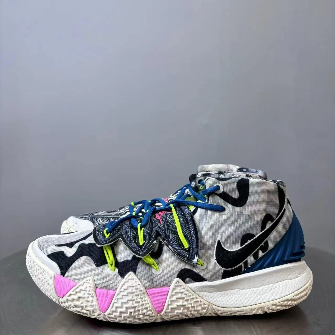 43码 Nike欧文s2天使之翼球鞋 非原盒 9新 市场价2200