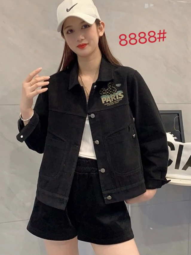 妈妈装秋装新款休闲宽松衬衫领牛仔外套洋气拼接百搭时尚四季